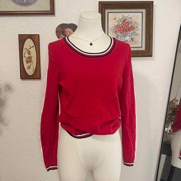 Tommy Hilfiger Sweaters - Herritage Brand Tommy Hilfiger Stripe Sleeve Nautical Preppy Sweater